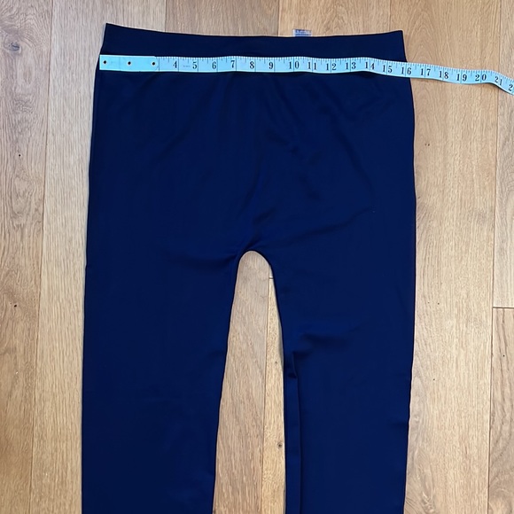 Peter Nygard Nay Blue Leggings - Picture 3 of 6